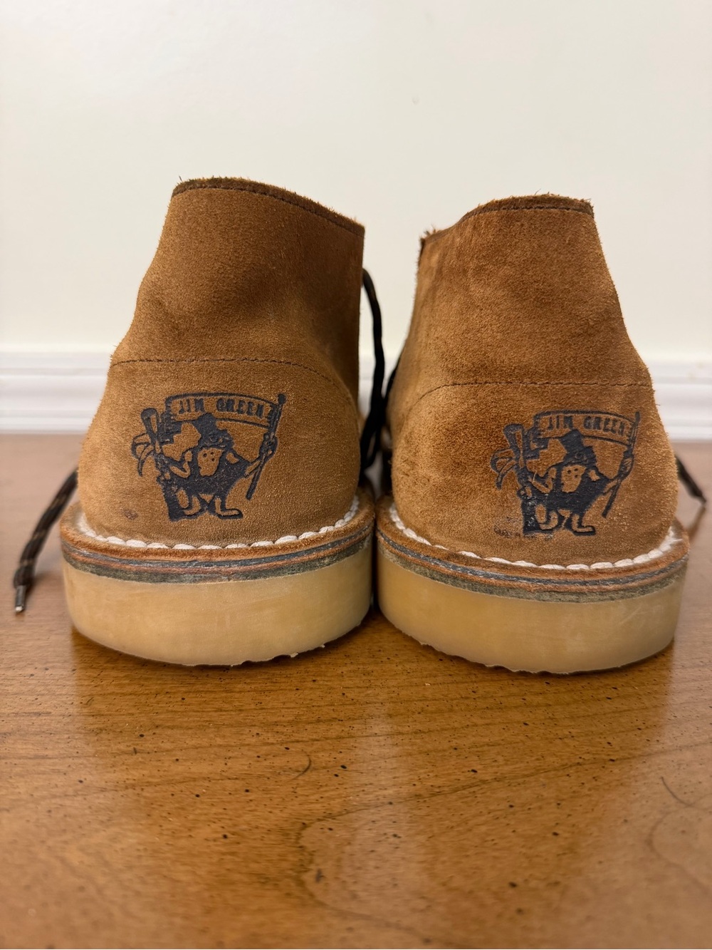 Men's Suede Chukka Boots in Tan Suede - Picture 4 of 7